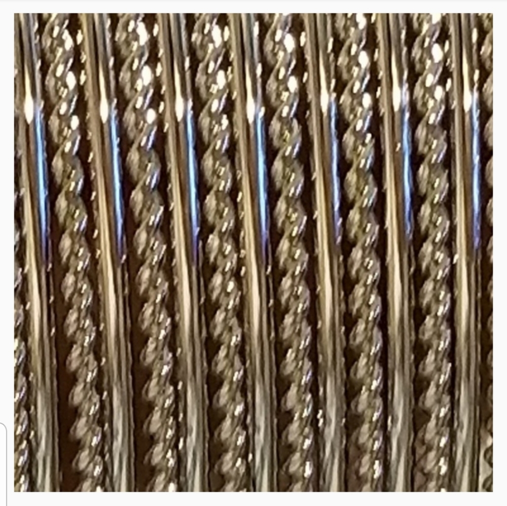 Open cuff multi stacked look - Picture 4 of 5